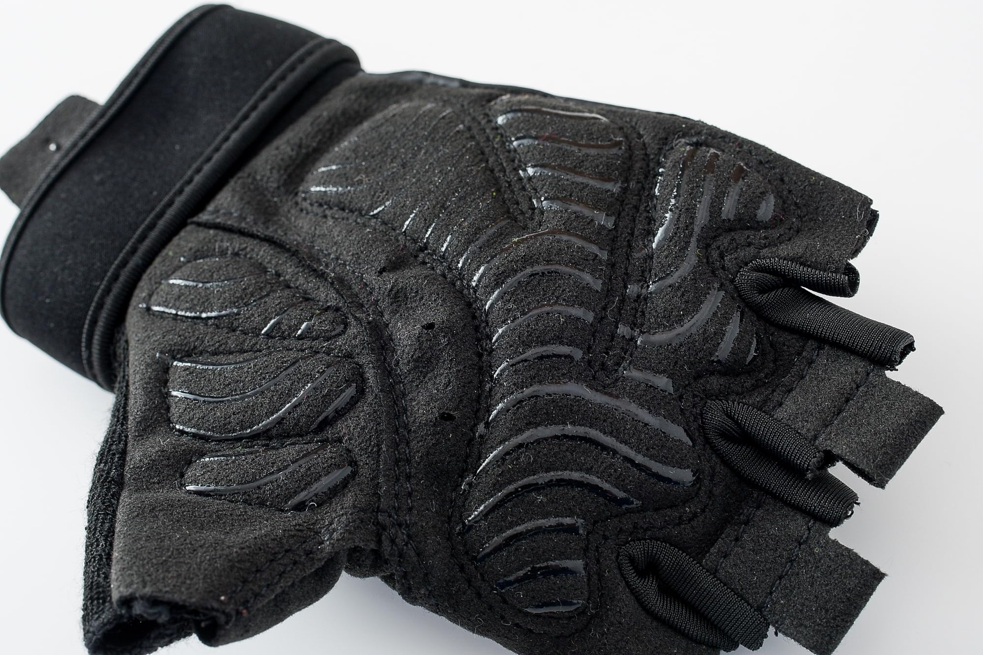 YIDATIKER Breathable Weight Lifting Gloves Full Palm Protection, Workout Gloves for Gym, Cycling, Exercise, Breathable, for Mens and Women(Black,M)